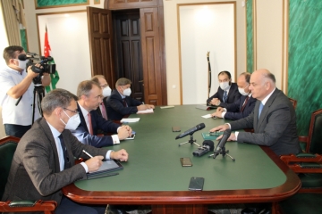 ASLAN BZHANIA: “WE HOPE THAT THE EUROPEAN UNION WILL FACILITATE THE SIGNING OF THE AGREEMENT BETWEEN THE CONFLICTING PARTIES”